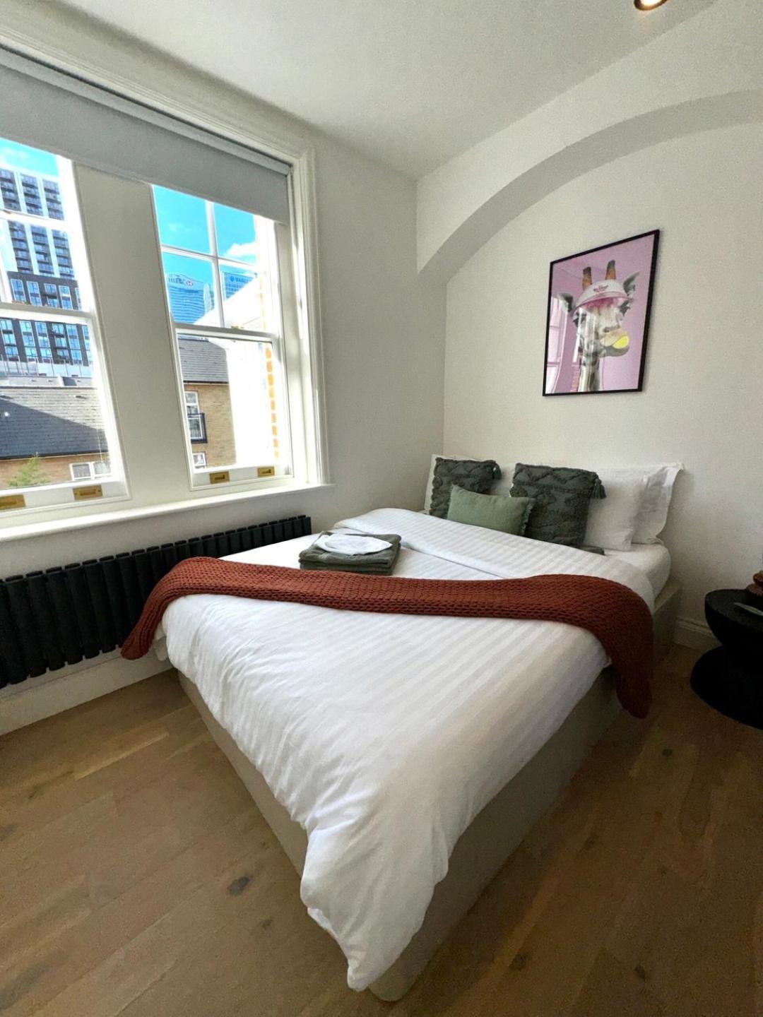 Newly Refurbished W/ River Views London Exterior photo